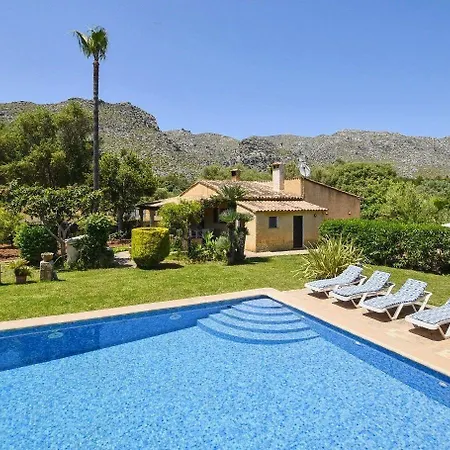 Wunderschoenes Im Landhausstil Mit Pool Fuer 6 Personen, 6 Km Vom Entfernt Feriehus